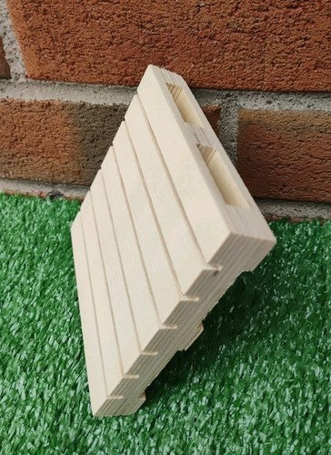 Frog Fingerboard - Mini Pallet Obstacle Ramp Ledge 12×12cm - 3 Stickers Included