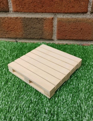 Frog Fingerboard - Mini Pallet Obstacle Ramp Ledge 12×12cm - 3 Stickers Included